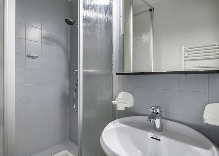 Pour 2 Adultes-2 Enfants Avec Balcon *